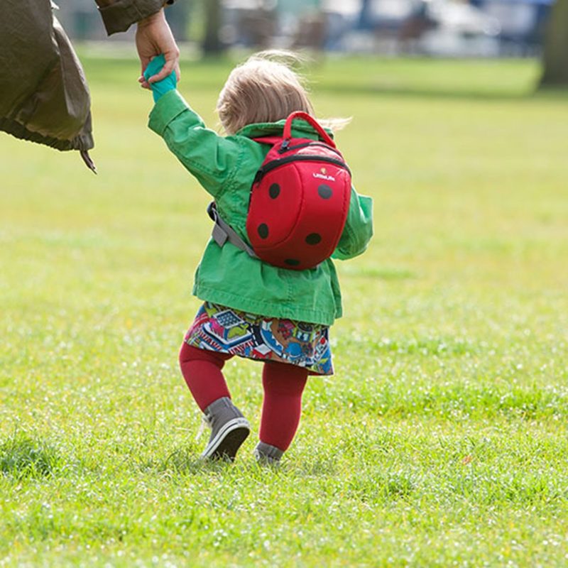littlelife katica hátizsák